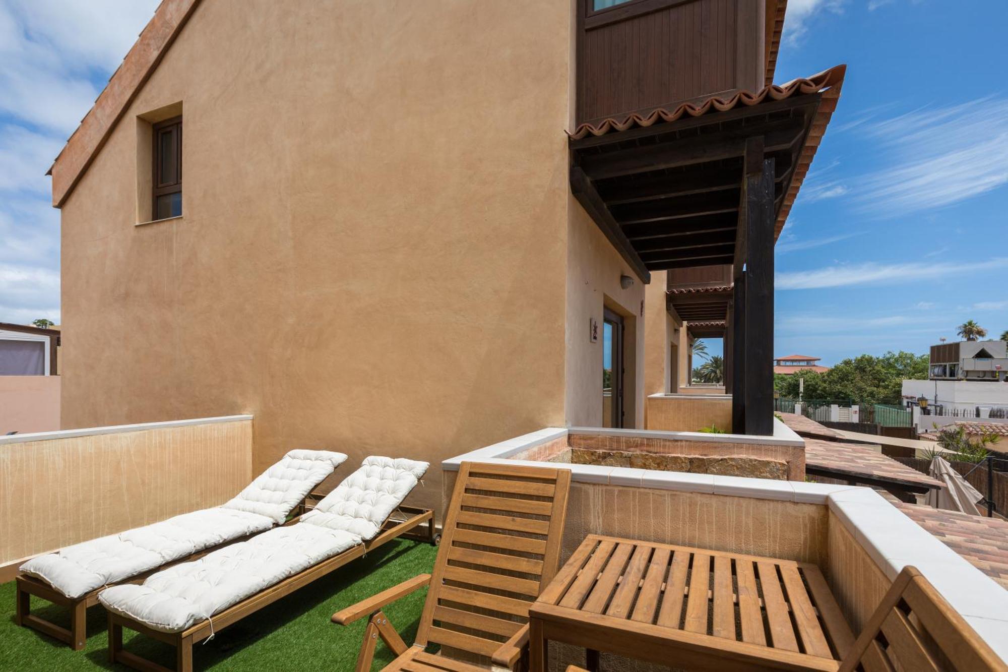 Sunset Beach 4 Bedroom Villa 200M To Beach+Fast Wifi Коральео Экстерьер фото